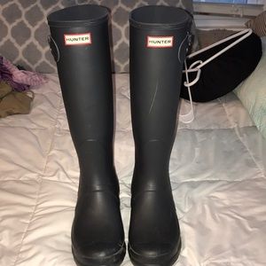Hunter matte rain boots!!😍